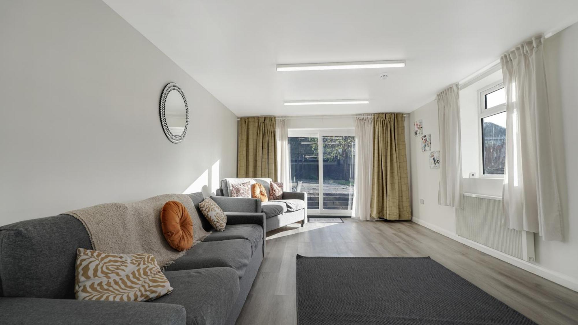 Place To Stay In Longbridge Barking  Luaran gambar