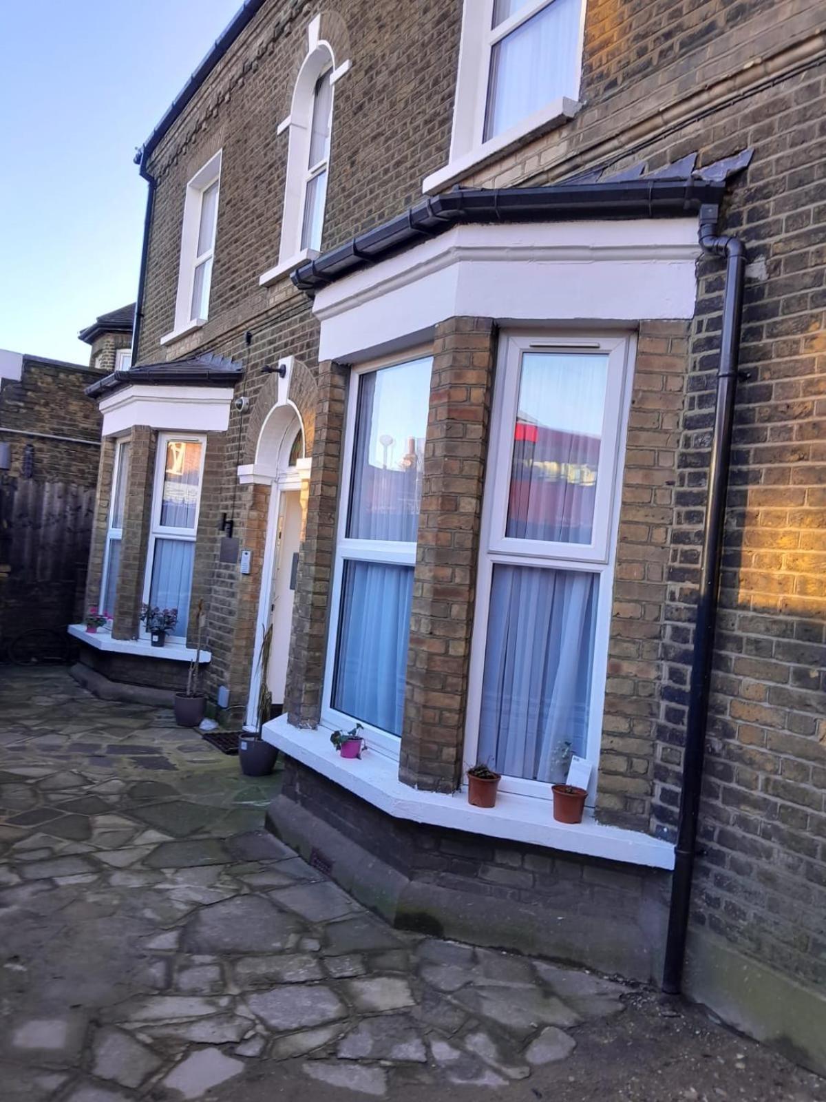 Place To Stay In Longbridge Barking  Luaran gambar